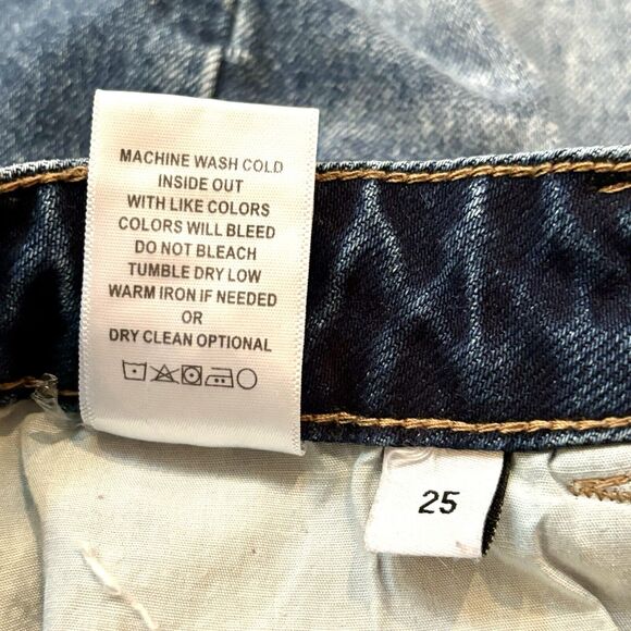 Vervet High Rise Ankle Hart Mom Jeans Size 25 Distressed Denim Medium Blue - Picture 9 of 9